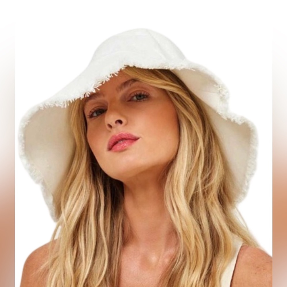 L*Space Bucket Hat Cream Lakeside Frayed Edge NWT